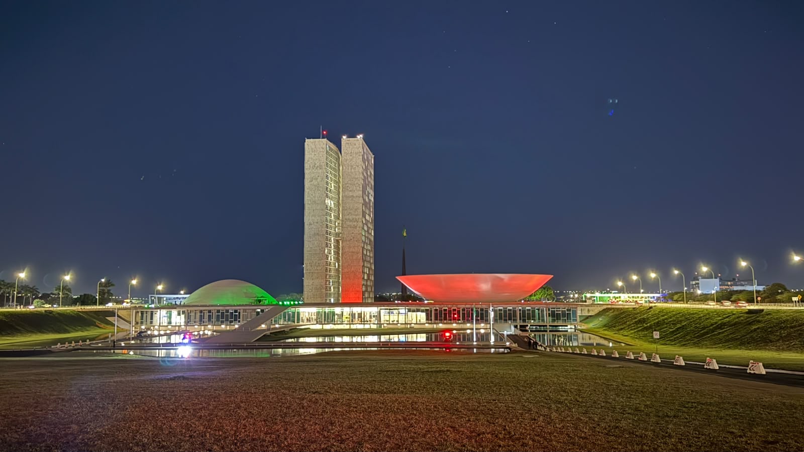 Instituto Consenso é parceiro do Movimento Julho Neon, campanha nacional pela saúde bucal